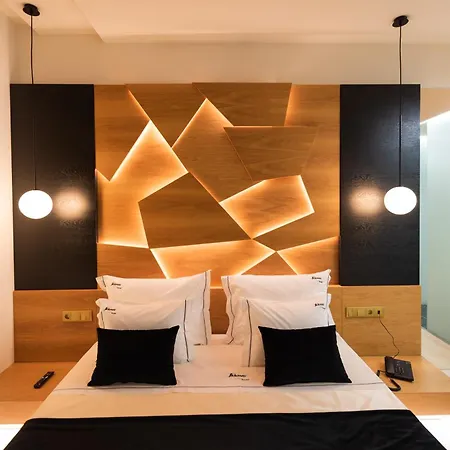 Sideway Hotel Penafiel